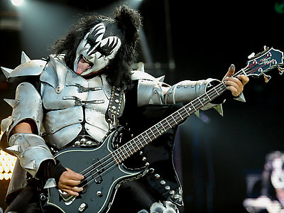 genesimmonsbasstongue